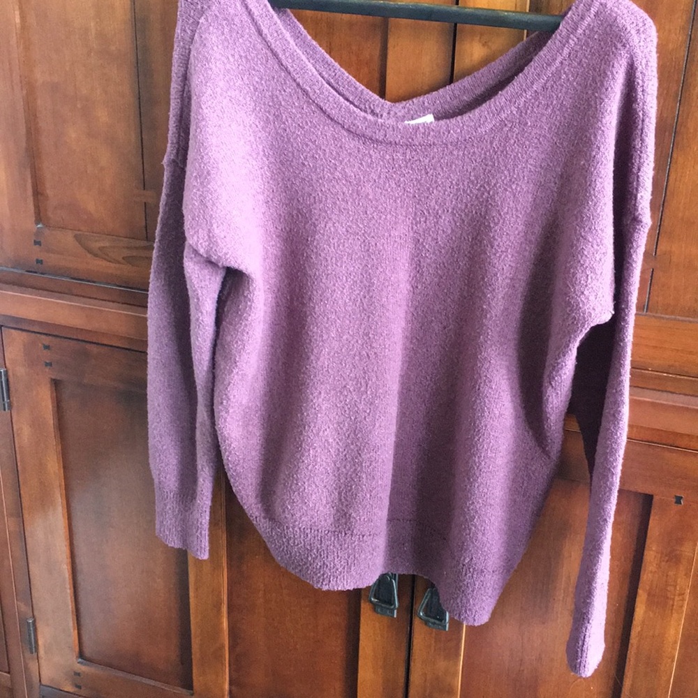 Garage Maroon sweater
